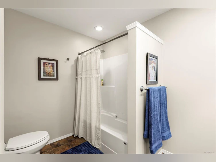 2797 Keswick Avenue, Cumberland, BC, V0R 1S0 - 26