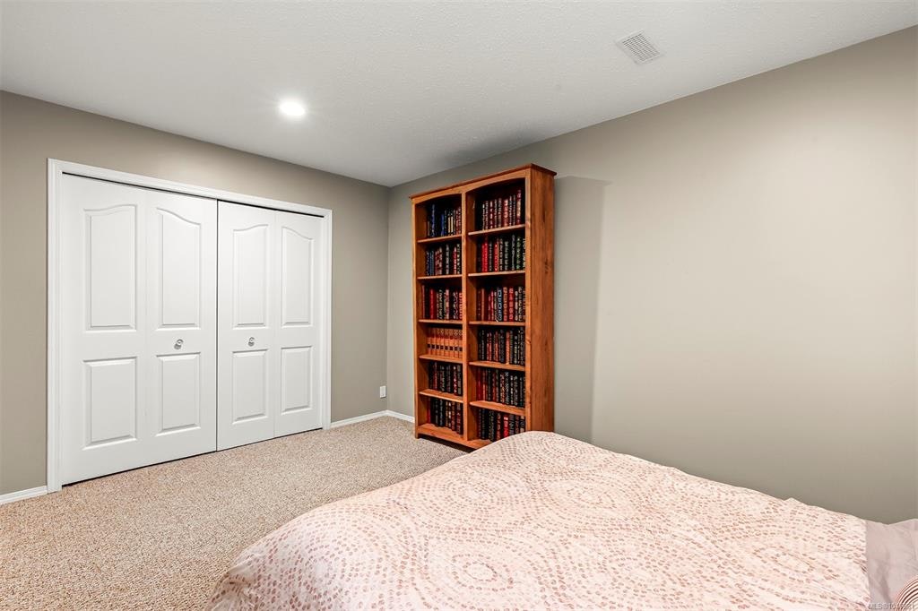 2797 Keswick Avenue, Cumberland, BC, V0R 1S0 - 43