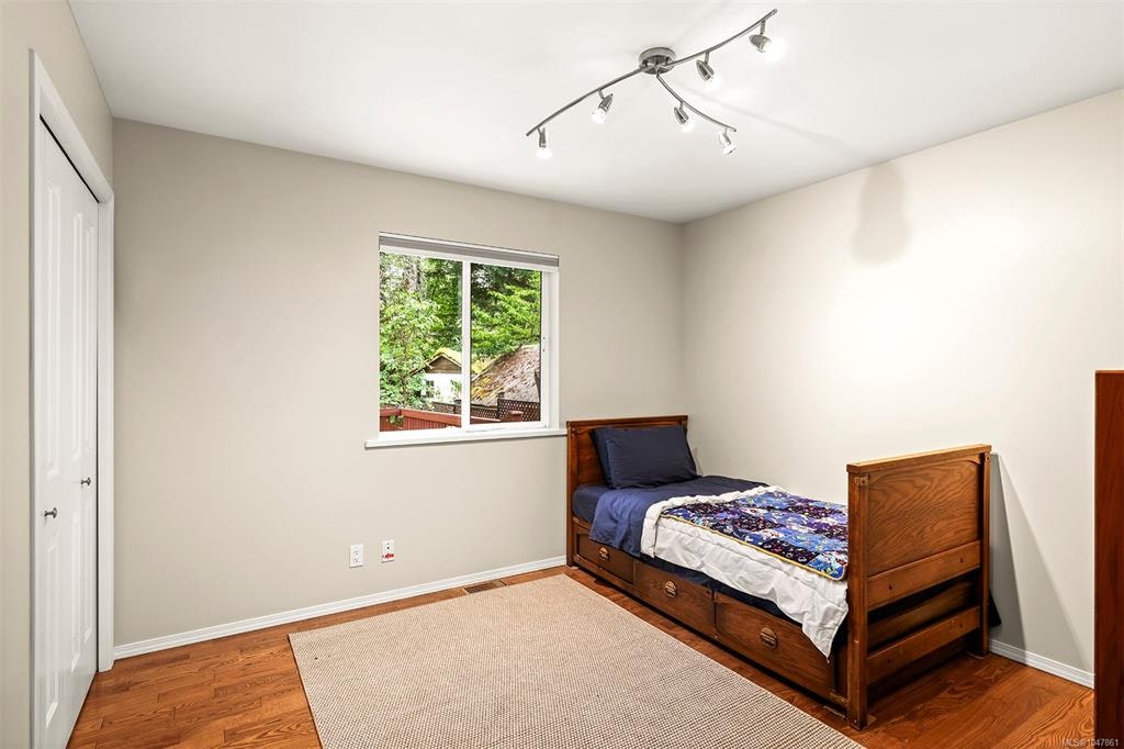 2797 Keswick Avenue, Cumberland, BC, V0R 1S0 - 28