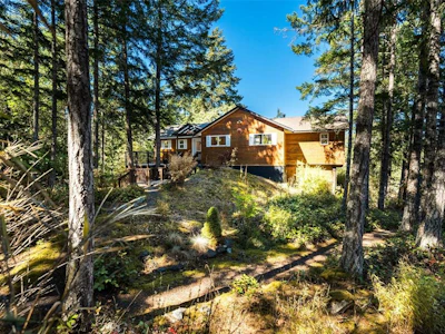1387 Clun Place - 4