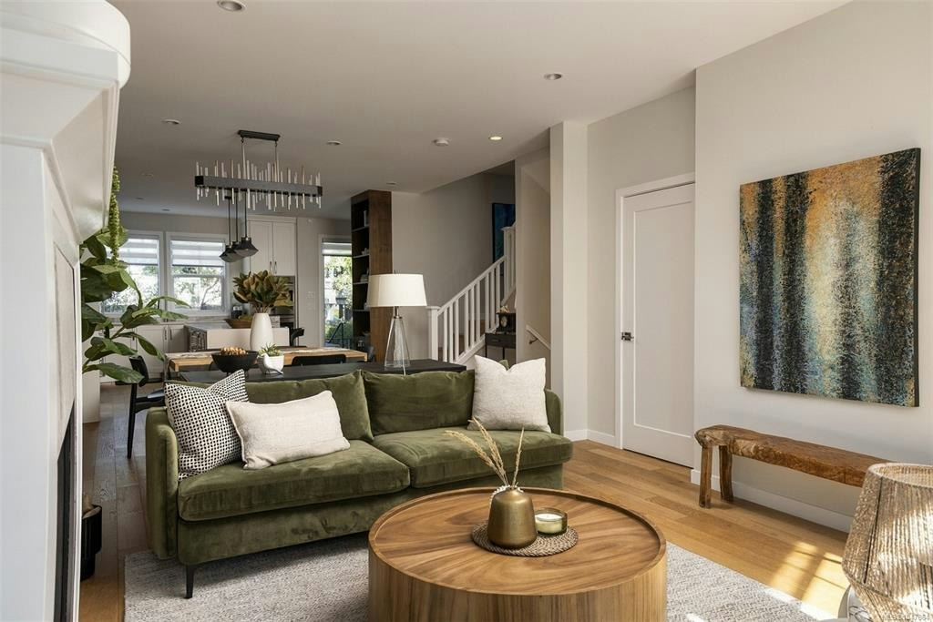 1048 Pentrelew Place, Victoria, BC, V8V 4J4 - 6