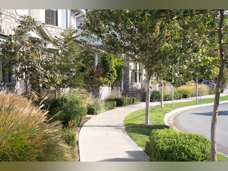 1048 Pentrelew Place, Victoria, BC, V8V 4J4 - 43