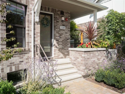 1048 Pentrelew Place - 2