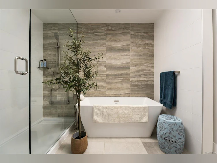 1048 Pentrelew Place, Victoria, BC, V8V 4J4 - 27