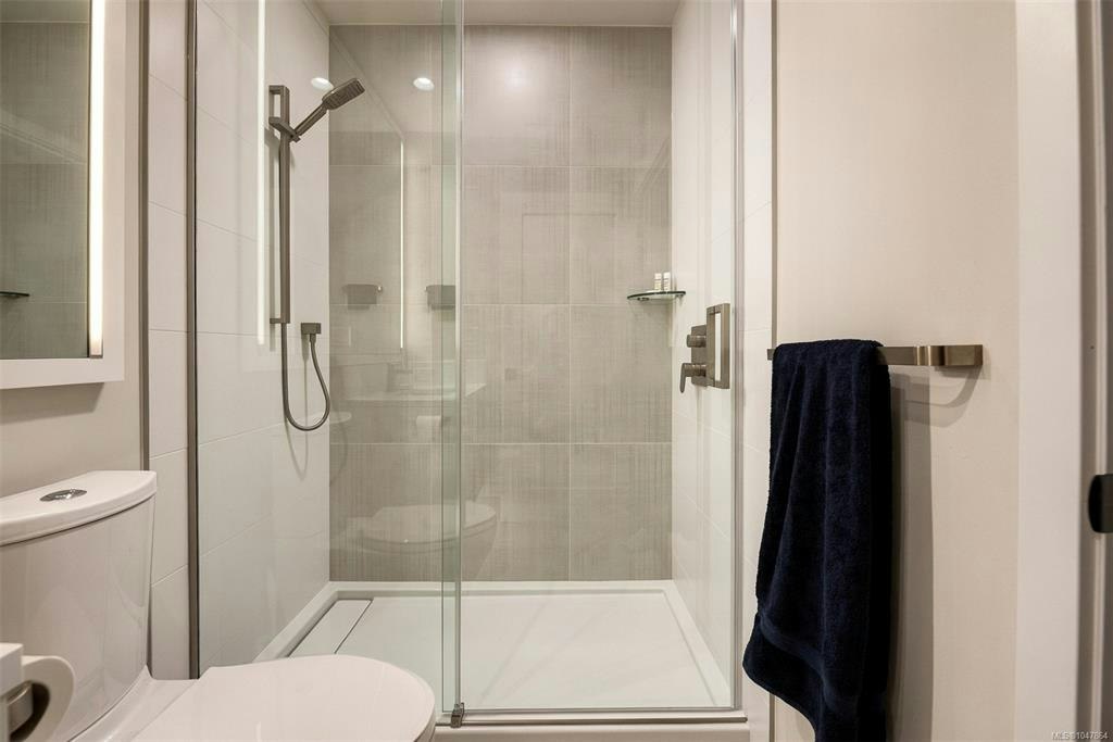 1048 Pentrelew Place, Victoria, BC, V8V 4J4 - 36