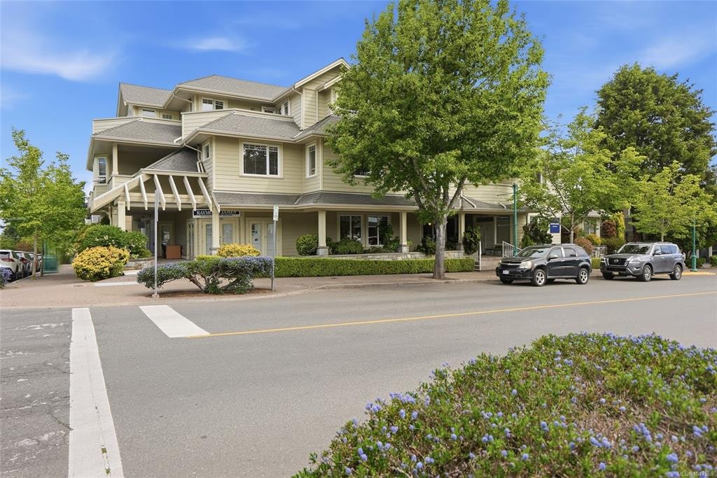 101-193 W Second Avenue, Qualicum Beach, BC, V9K 2N5
