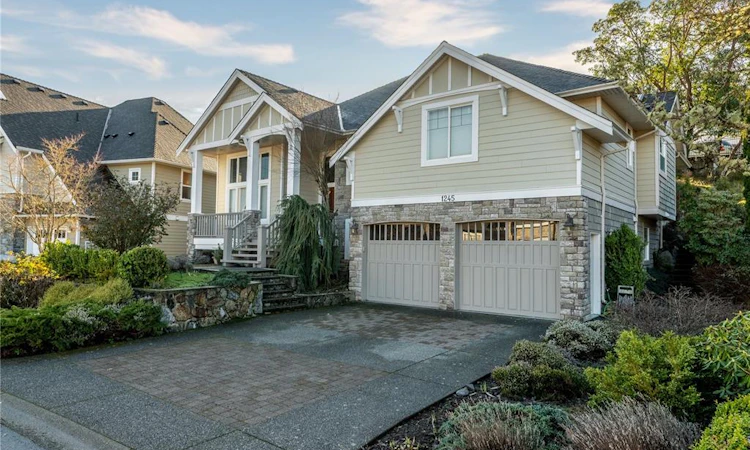 1245 Rockhampton Close