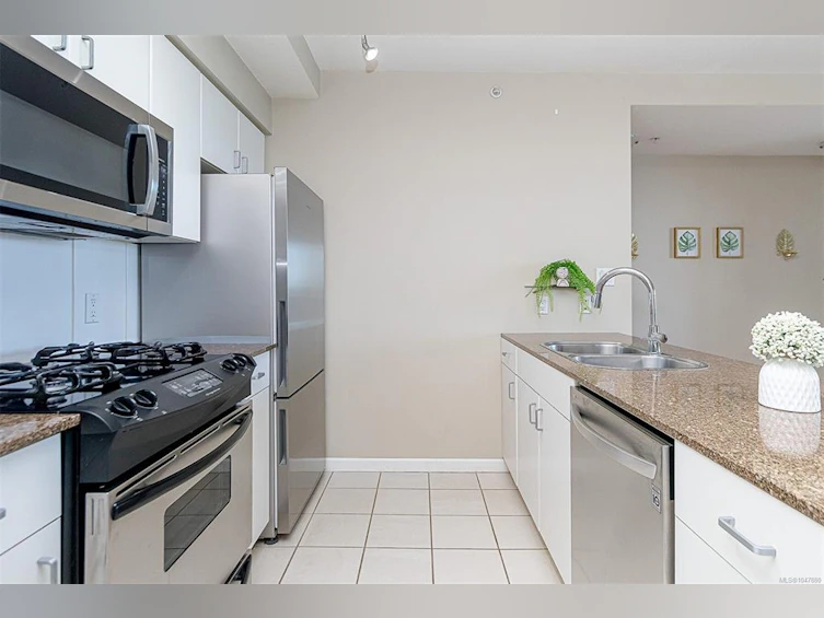 816-160 Wilson Street, Victoria, BC, V9A 7P9 - 15