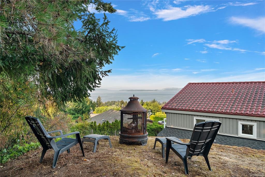 8750 Pender Park Drive, North Saanich, BC, V8L 3Z5 - 42