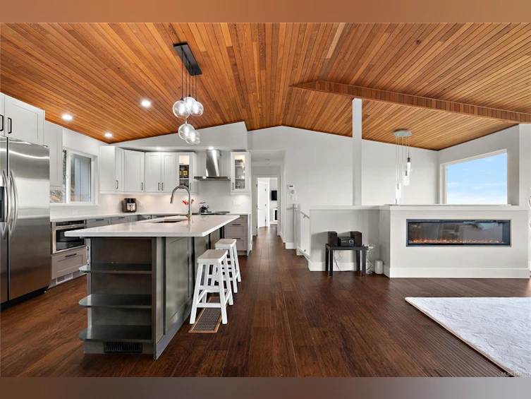 8750 Pender Park Drive, North Saanich, BC, V8L 3Z5 - 13