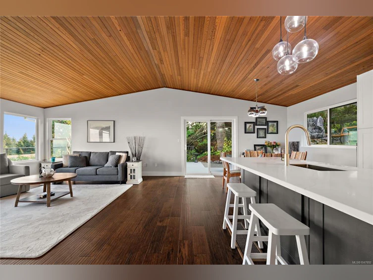 8750 Pender Park Drive, North Saanich, BC, V8L 3Z5 - 9
