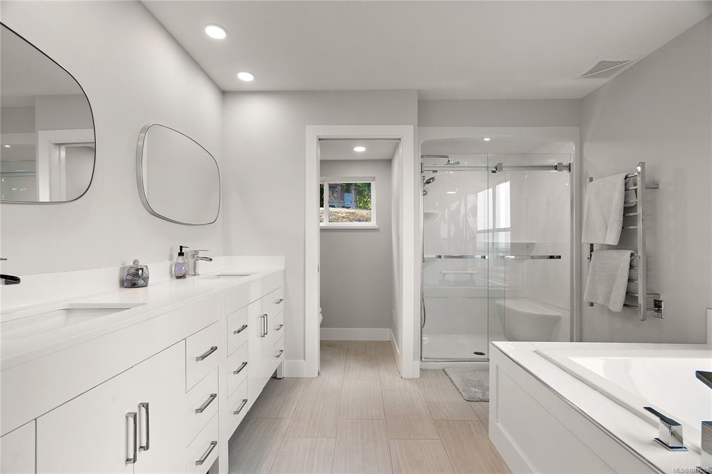 8750 Pender Park Drive, North Saanich, BC, V8L 3Z5 - 21