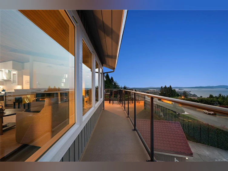 8750 Pender Park Drive, North Saanich, BC, V8L 3Z5 - 35