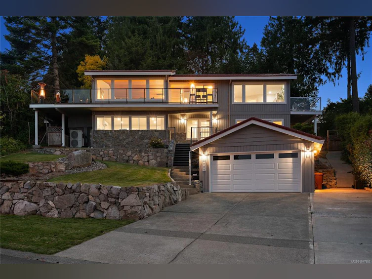 8750 Pender Park Drive, North Saanich, BC, V8L 3Z5 - 33