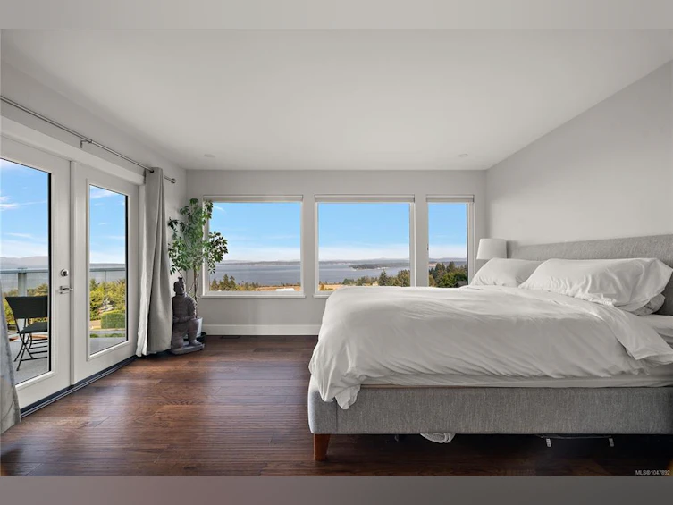 8750 Pender Park Drive, North Saanich, BC, V8L 3Z5 - 20