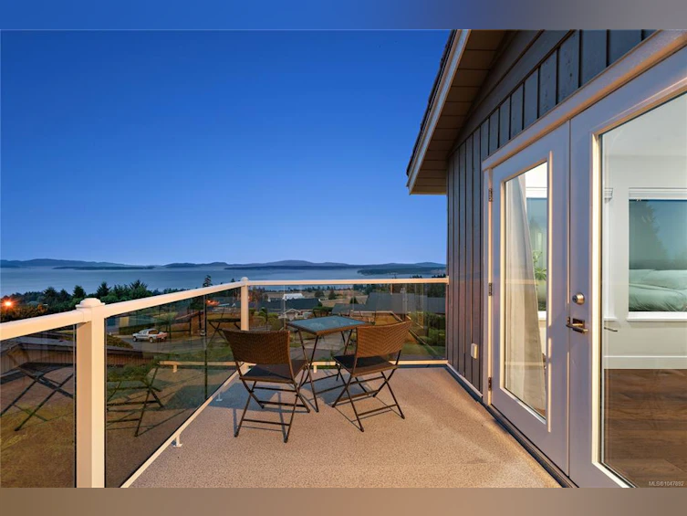 8750 Pender Park Drive, North Saanich, BC, V8L 3Z5 - 31