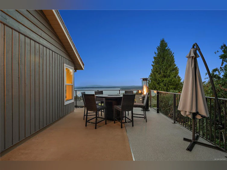 8750 Pender Park Drive, North Saanich, BC, V8L 3Z5 - 37