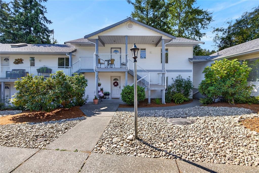 104-220 Back Road, Courtenay, BC, V9N 3W6