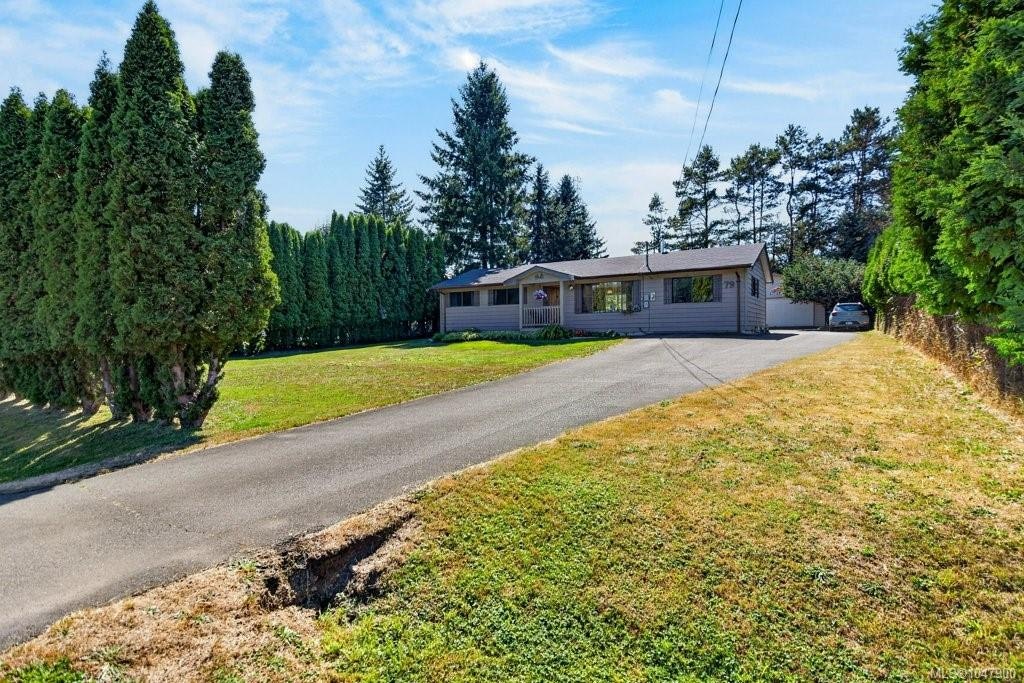 79 Salsbury Road, Courtenay, BC, V9N 9L7