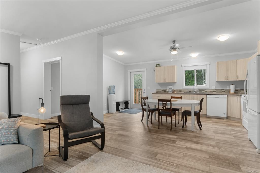 1040 Conville Road, Gabriola Island, BC, V0R 1X2 - 24