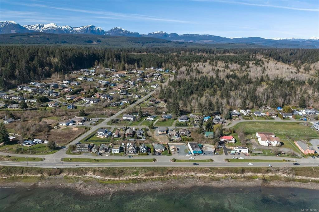 5570 Horne Street, Union Bay, BC, V0R 3B0 - 13