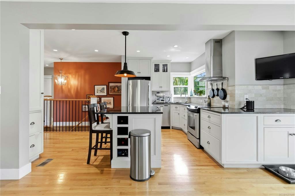 590 Monterey Avenue, Oak Bay, BC, V8S 4T9 - 21