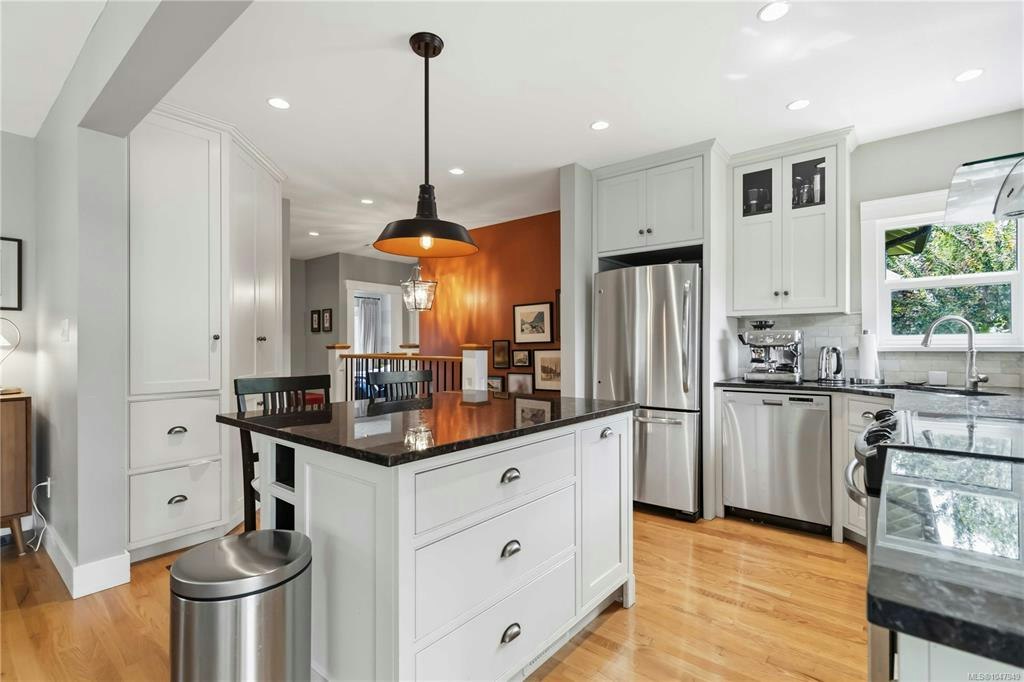 590 Monterey Avenue, Oak Bay, BC, V8S 4T9 - 17