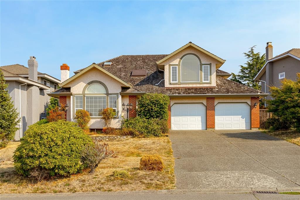 1880 Francisco Terrace, Saanich, BC, V8N 6J2