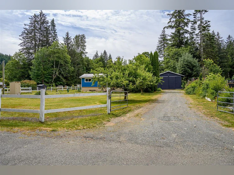 429 Community Road, Kelsey Bay/Sayward, BC, V0P 1R0 - 26
