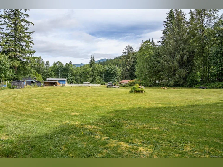 429 Community Road, Kelsey Bay/Sayward, BC, V0P 1R0 - 21