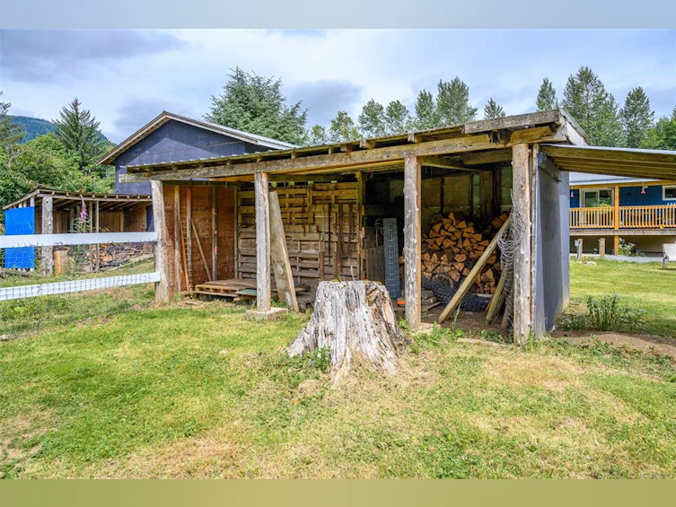 429 Community Road, Kelsey Bay/Sayward, BC, V0P 1R0 - 31