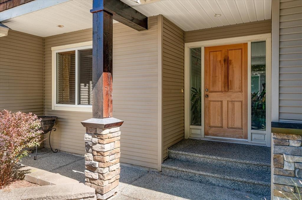 4734 Vista View Crescent - 2