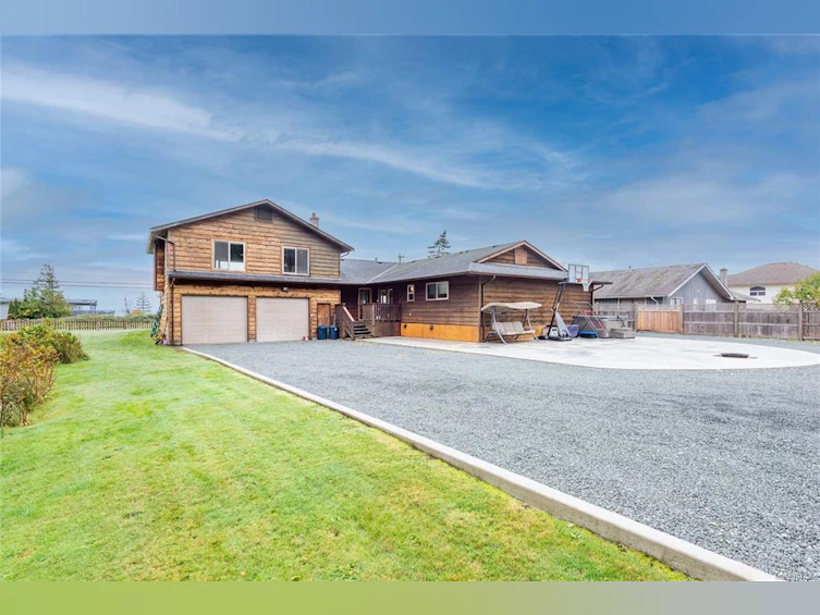 3910 S Island Highway, Campbell River, BC, V9H 1M1 - 39