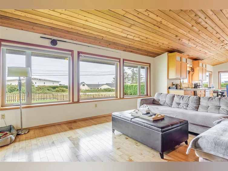 3910 S Island Highway, Campbell River, BC, V9H 1M1 - 7