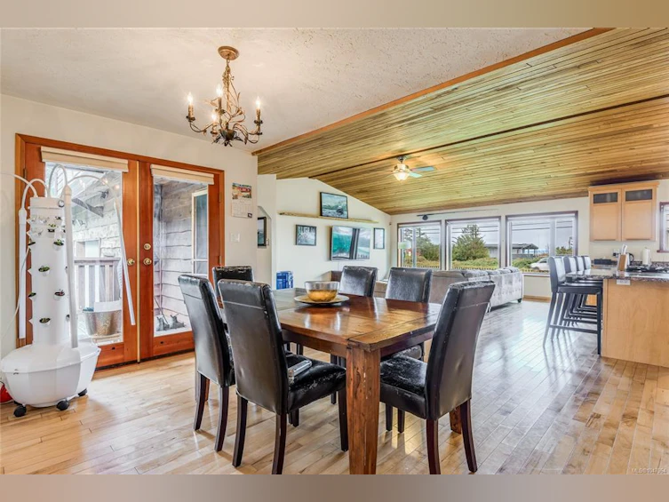 3910 S Island Highway, Campbell River, BC, V9H 1M1 - 16