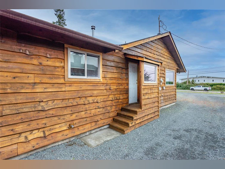 3910 S Island Highway, Campbell River, BC, V9H 1M1 - 35