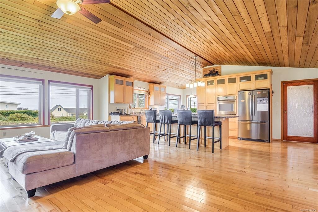 3910 S Island Highway, Campbell River, BC, V9H 1M1 - 6