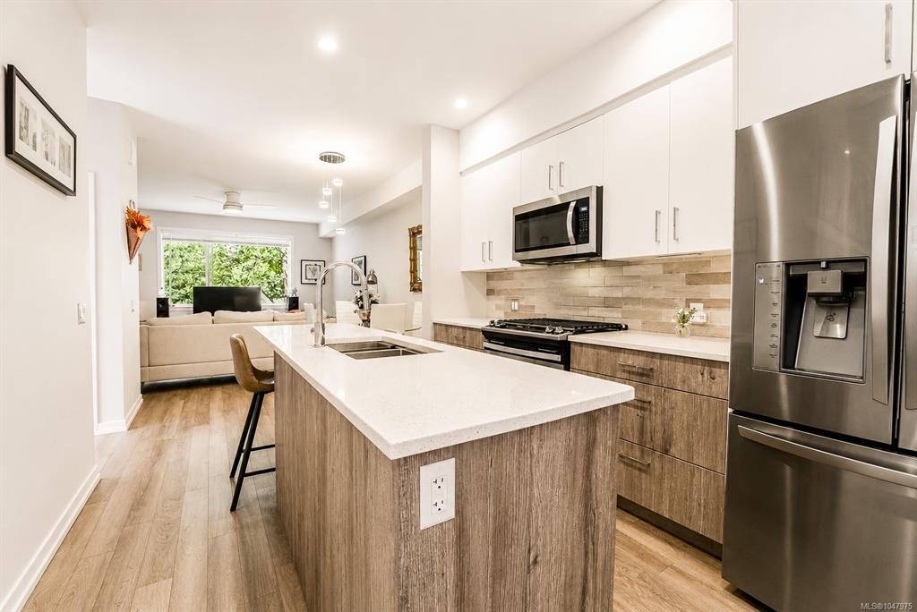 112-694 Hoylake Avenue, Langford, BC, V9B 3P7