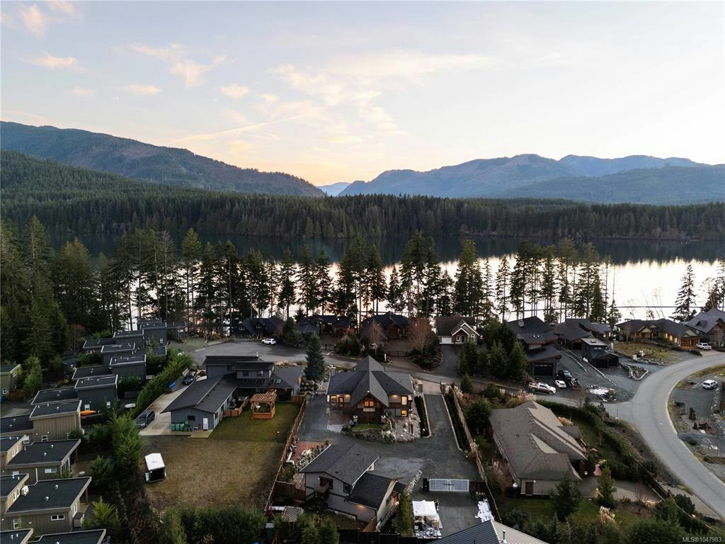 7343 Lakefront Place, Lake Cowichan, BC, V0R 2G1 - 98