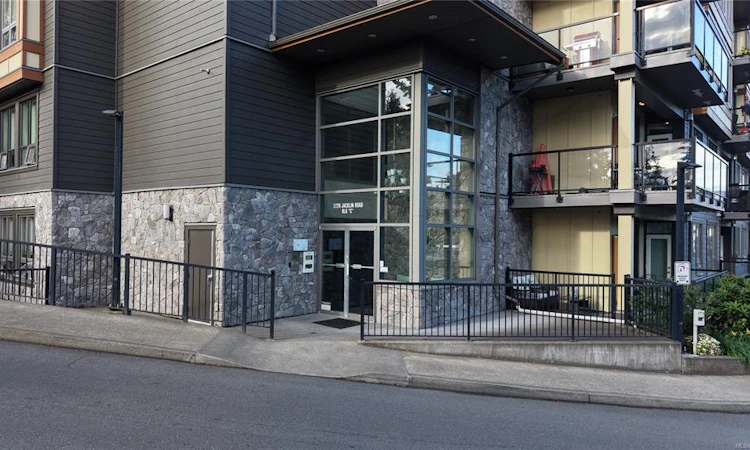 401-3226 SE Jacklin Road