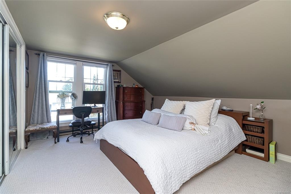 2445 Amelia Avenue, Sidney, BC, V8L 2J4 - 15