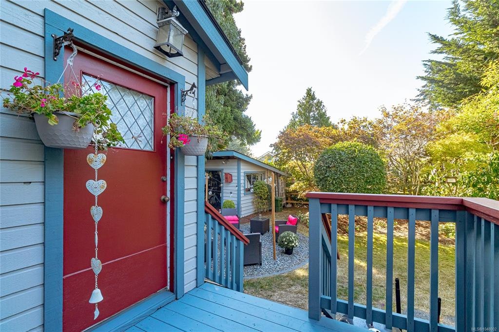 2445 Amelia Avenue, Sidney, BC, V8L 2J4 - 22