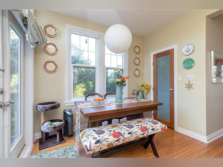 2445 Amelia Avenue, Sidney, BC, V8L 2J4 - 10