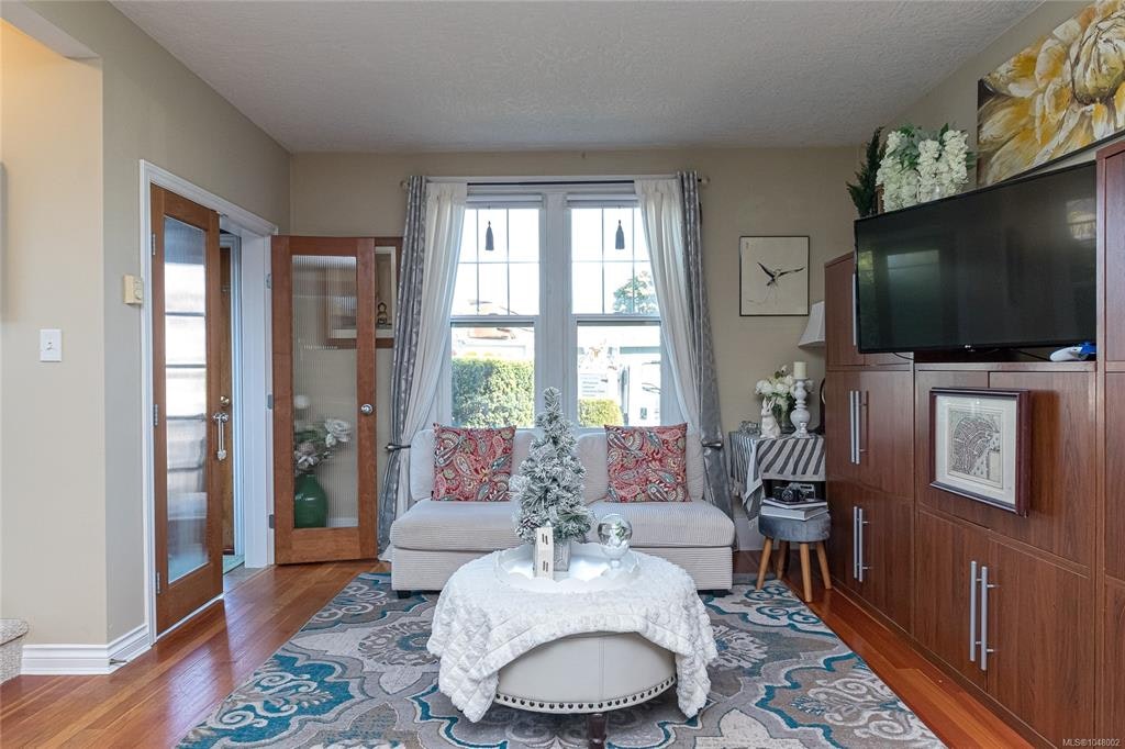 2445 Amelia Avenue, Sidney, BC, V8L 2J4 - 6