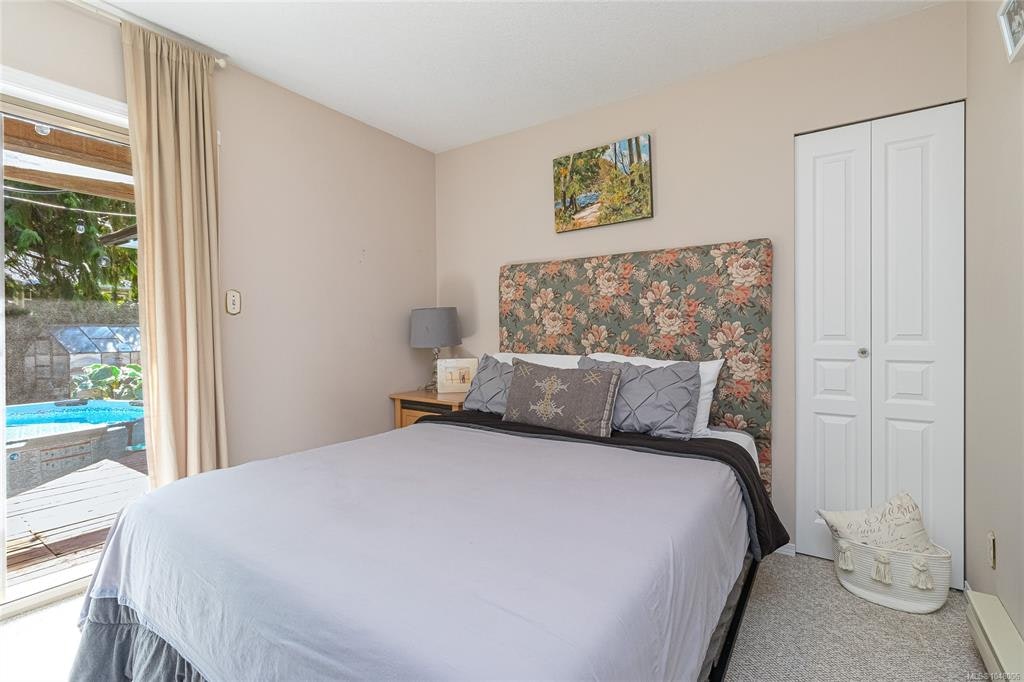 2526 W Island Highway, Qualicum Beach, BC, V9K 1B5 - 48