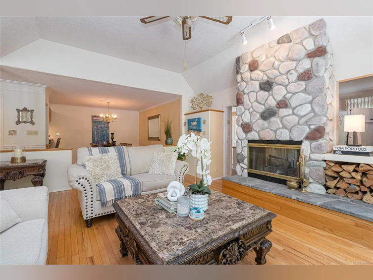 2526 W Island Highway, Qualicum Beach, BC, V9K 1B5 - 26