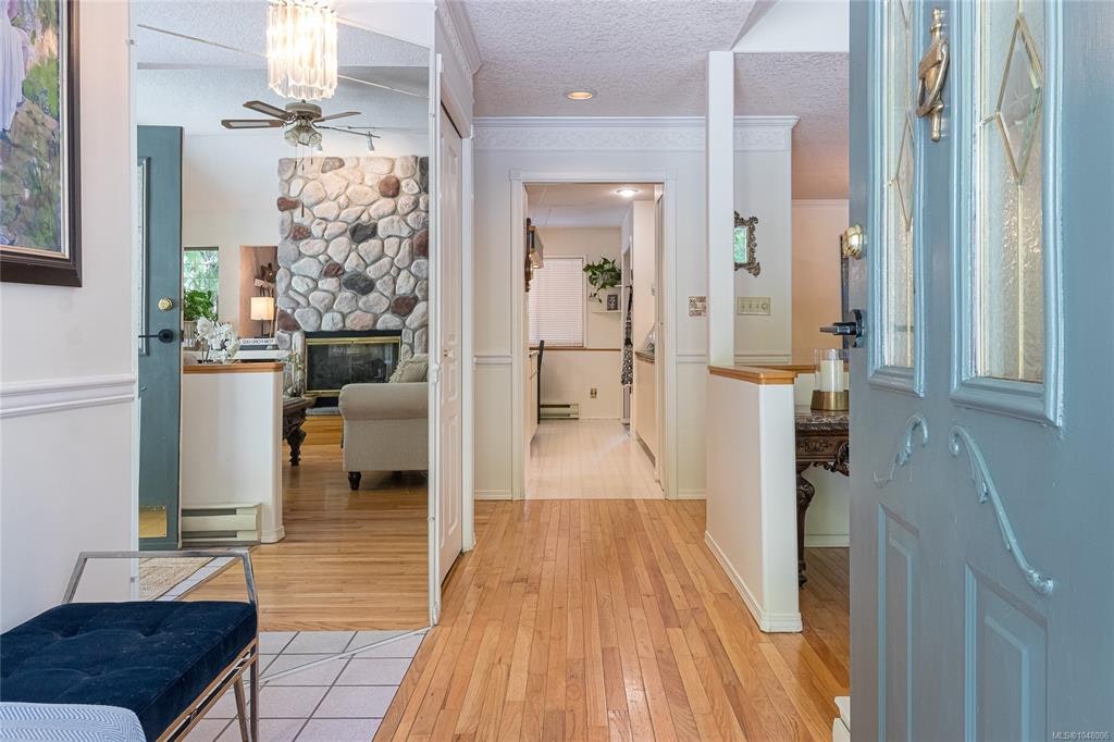2526 W Island Highway, Qualicum Beach, BC, V9K 1B5 - 25