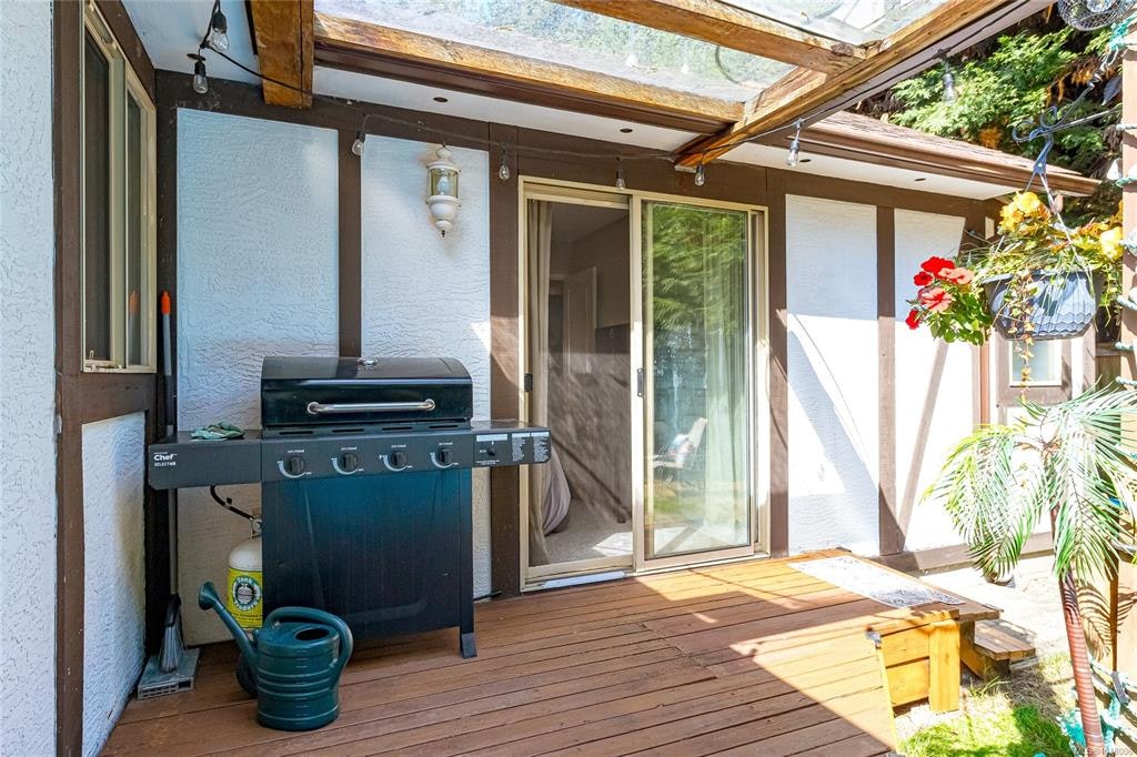 2526 W Island Highway, Qualicum Beach, BC, V9K 1B5 - 56