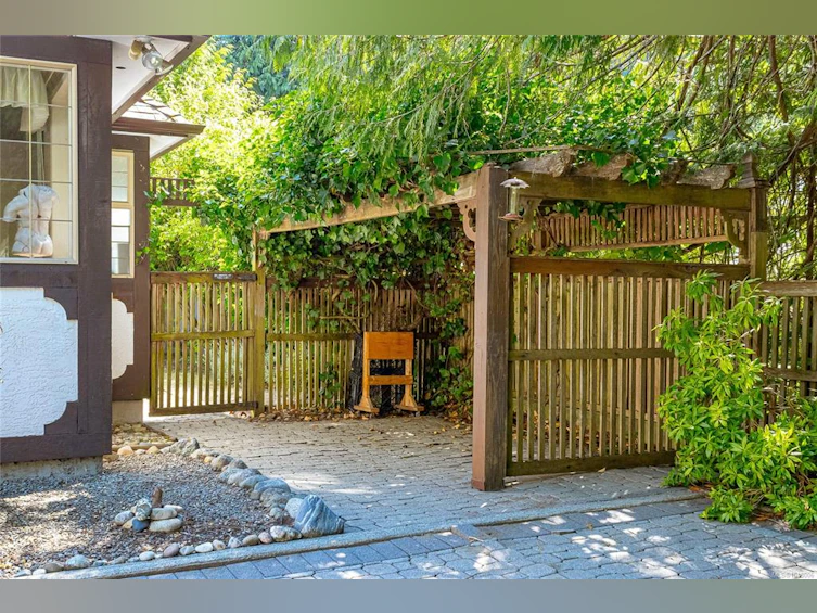 2526 W Island Highway, Qualicum Beach, BC, V9K 1B5 - 62