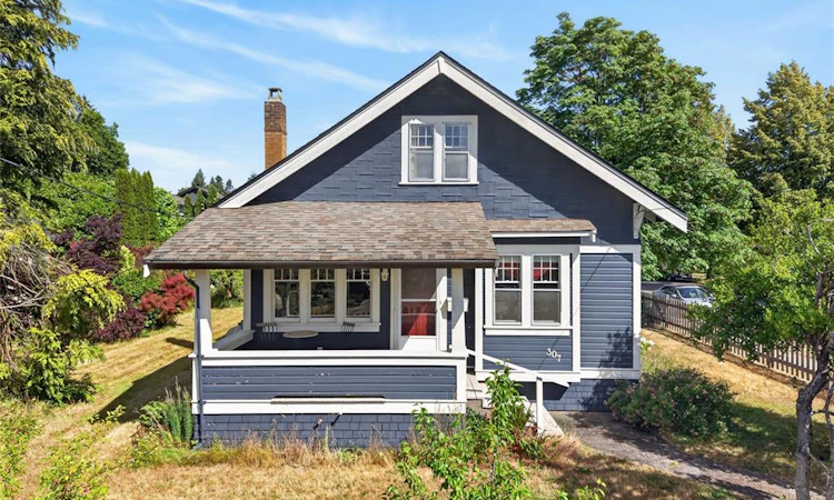 307 3rd Street